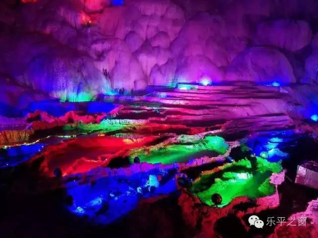 摆动小圆球
